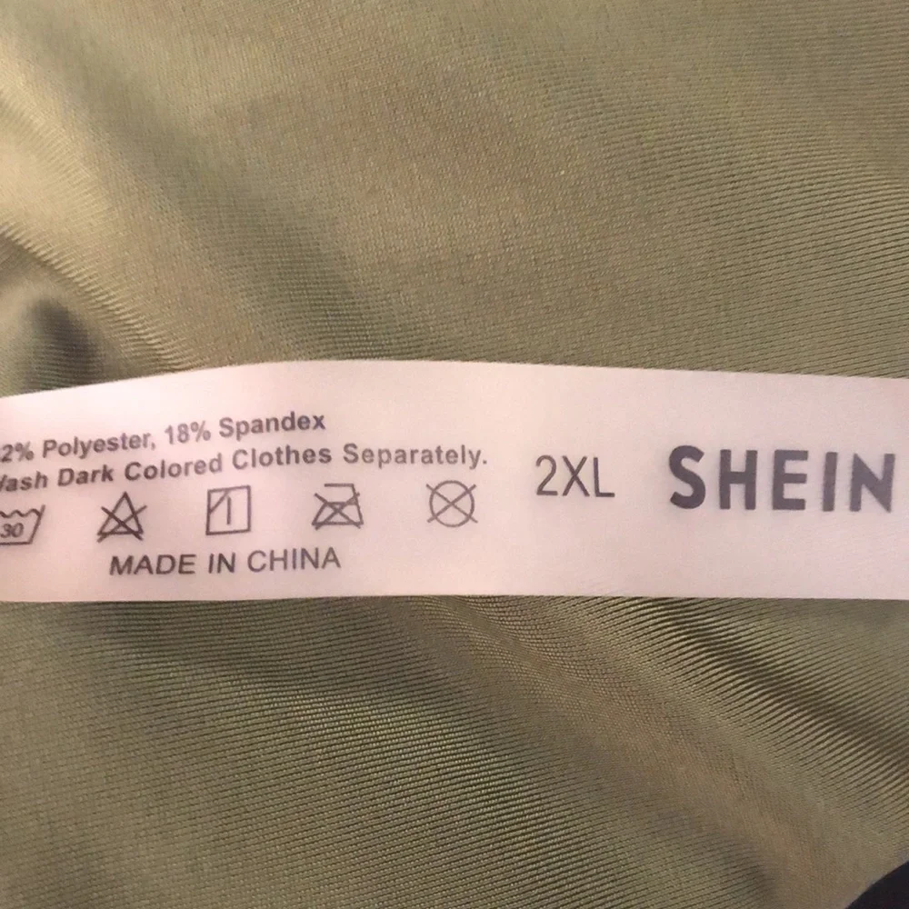 Shein swimsuit bottom - Picture 5 of 5